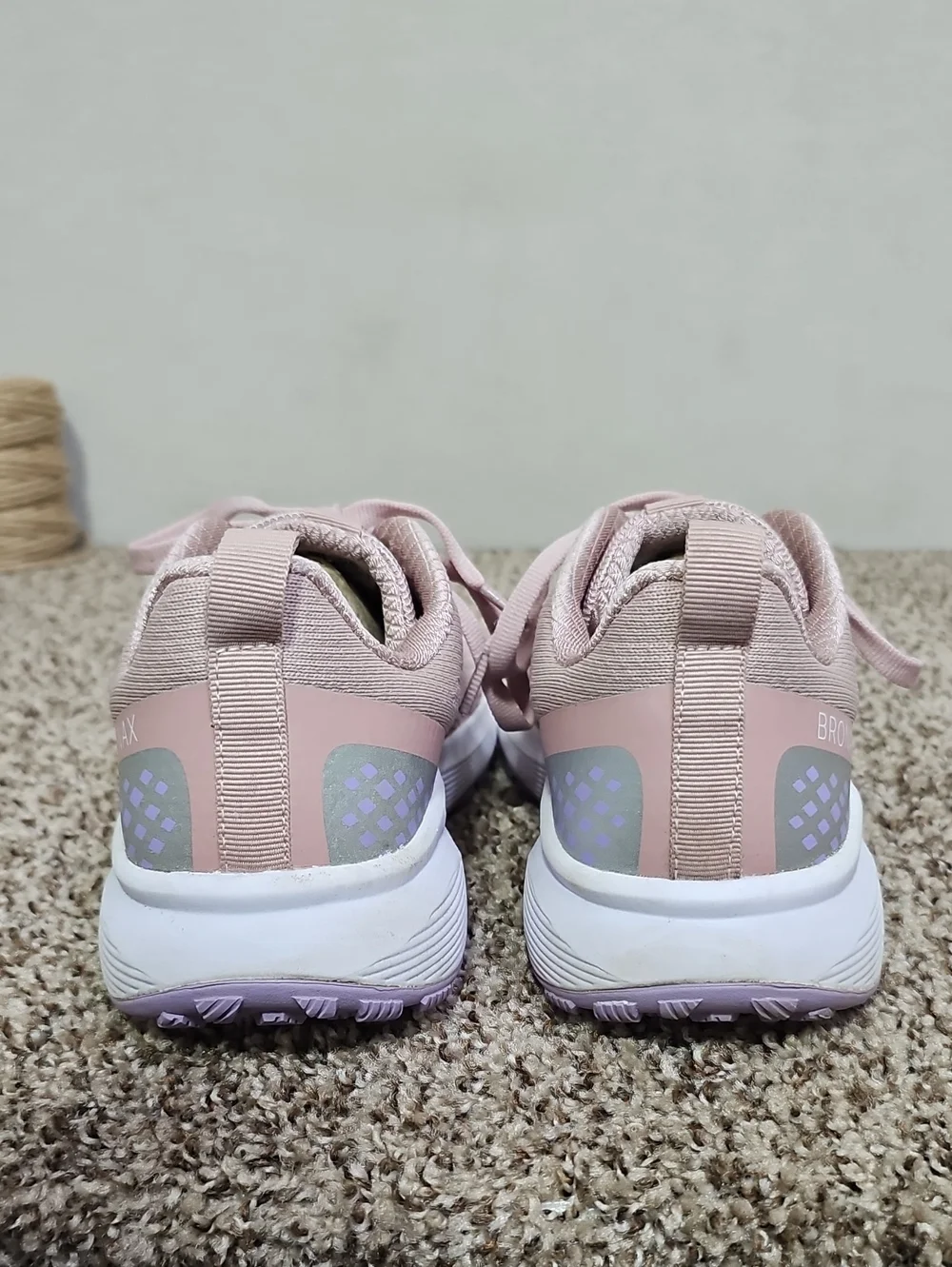BRONAX WOMENS WIDE TOE BOX SNEAKERS BFPM-07-095